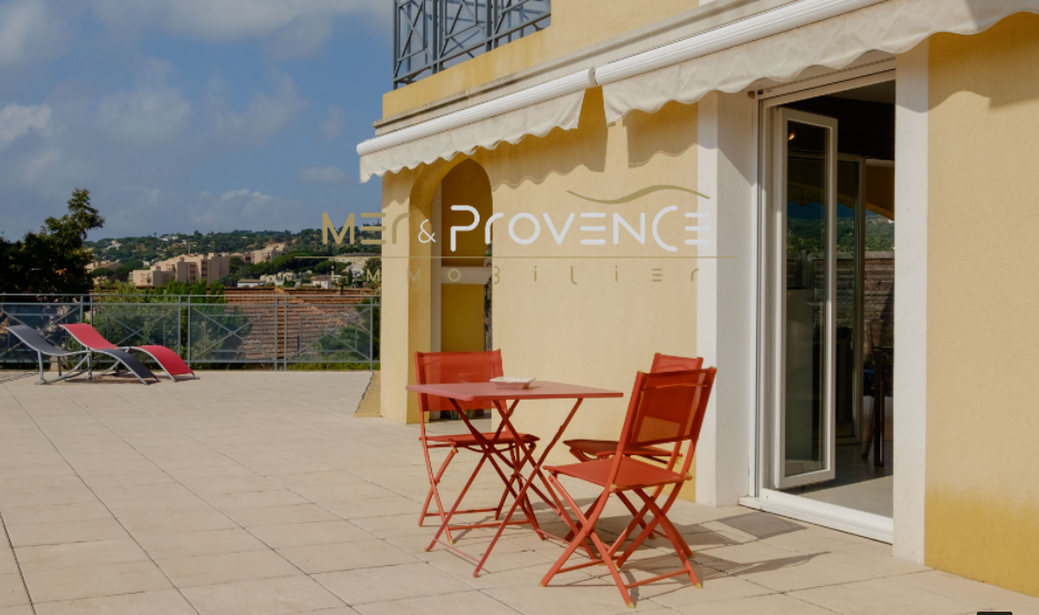 2 bed Apartment For Sale in St Tropez Area, 