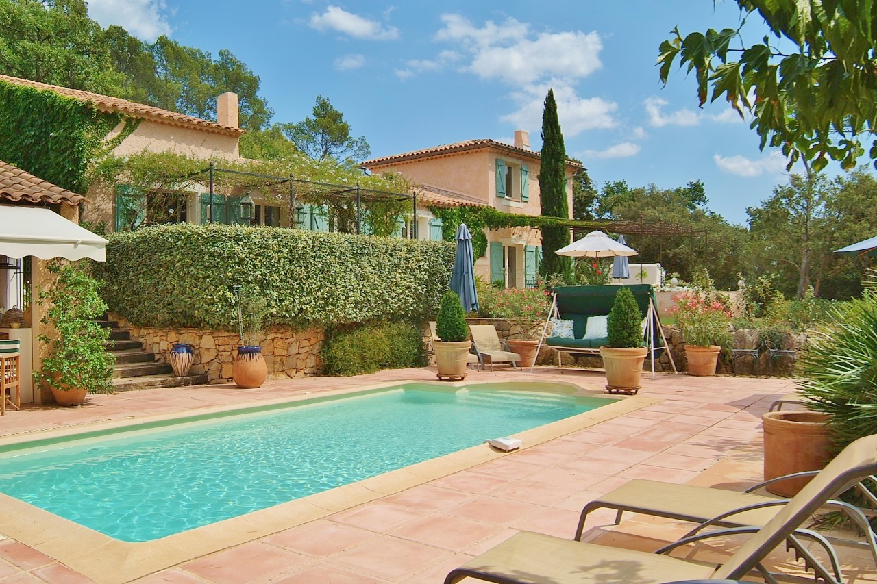 5 bed House - Villa For Sale in Lorgues Draguignan area, 