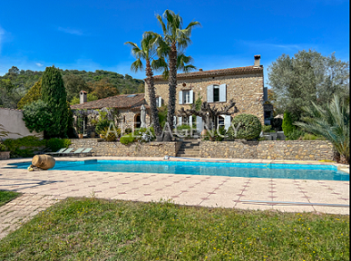 4 bed House - Villa For Sale in St Tropez area, 